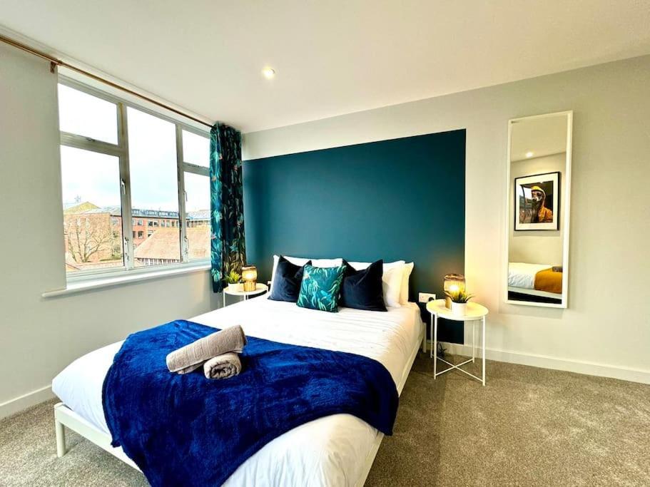 Bournemouth Getaway: 3Br Apartment Near Beach Buitenkant foto