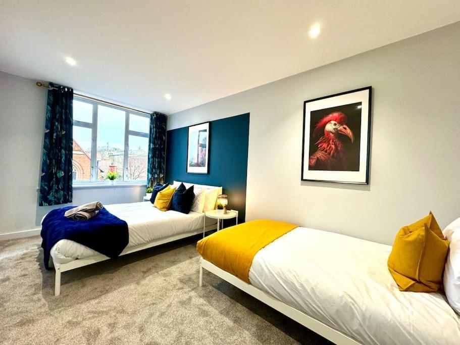 Bournemouth Getaway: 3Br Apartment Near Beach Buitenkant foto