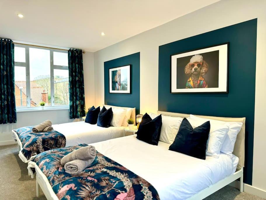 Bournemouth Getaway: 3Br Apartment Near Beach Buitenkant foto